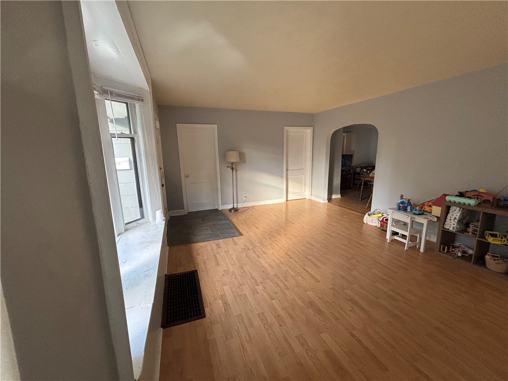 514 W Gray Street