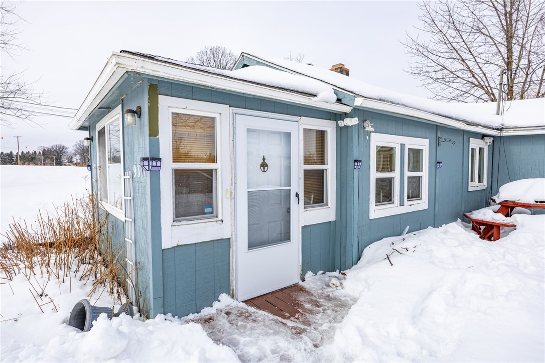 9371 Leroy Island Road