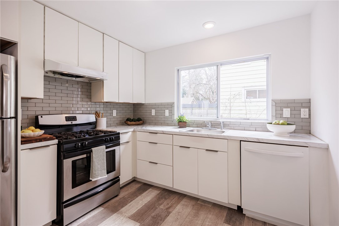 114 Pershing Drive, Rochester, New York image 3