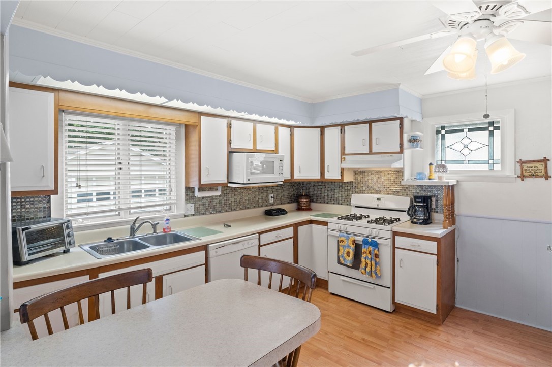 361 Westchester Avenue, Irondequoit, New York image 8