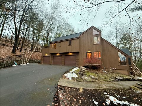 Photo of 18 Brigham Road, Oneonta, NY 13820 (MLS # R1581143)