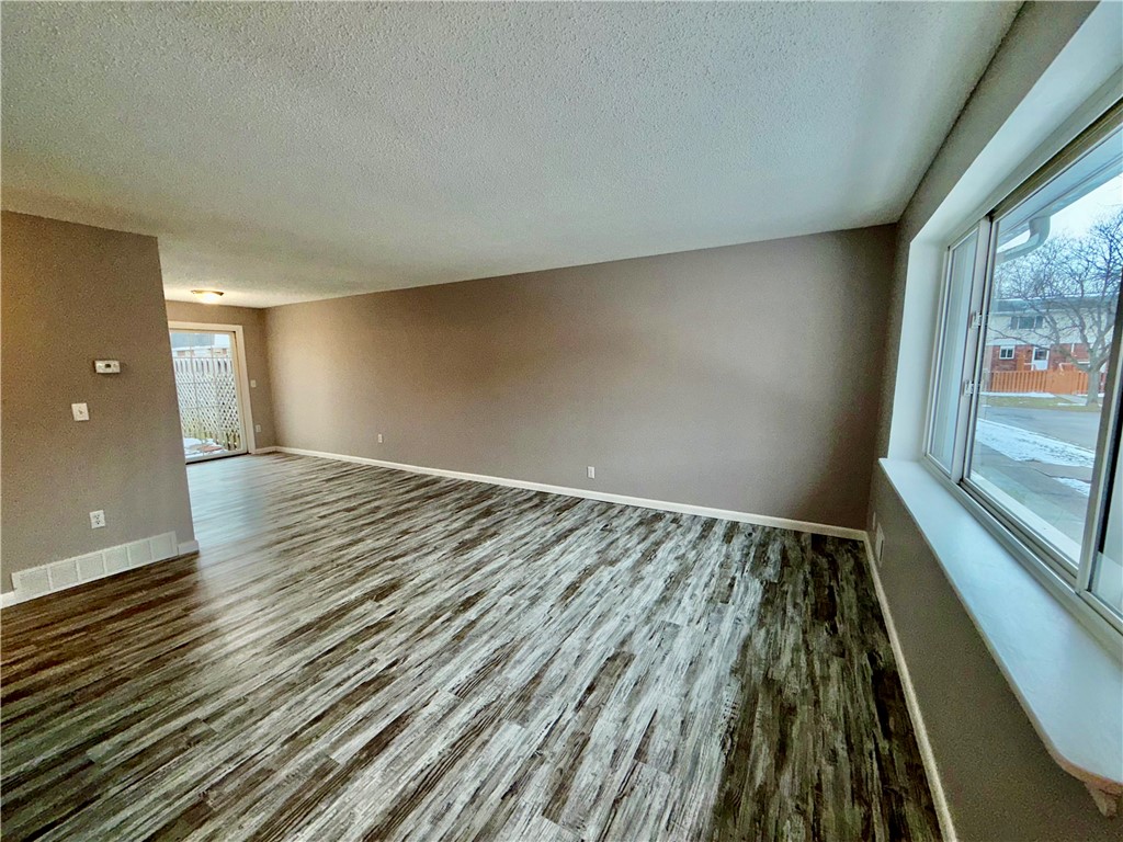 Homes For Sale 4 275 owens road 32