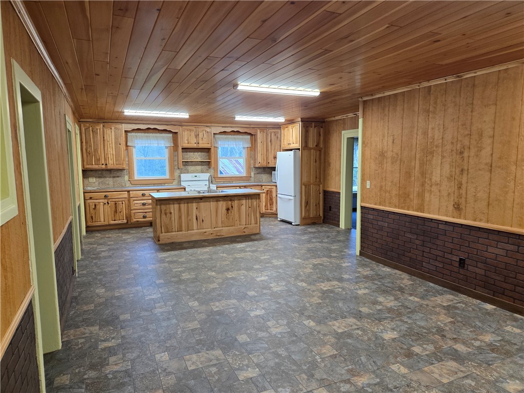 3793 County House Road