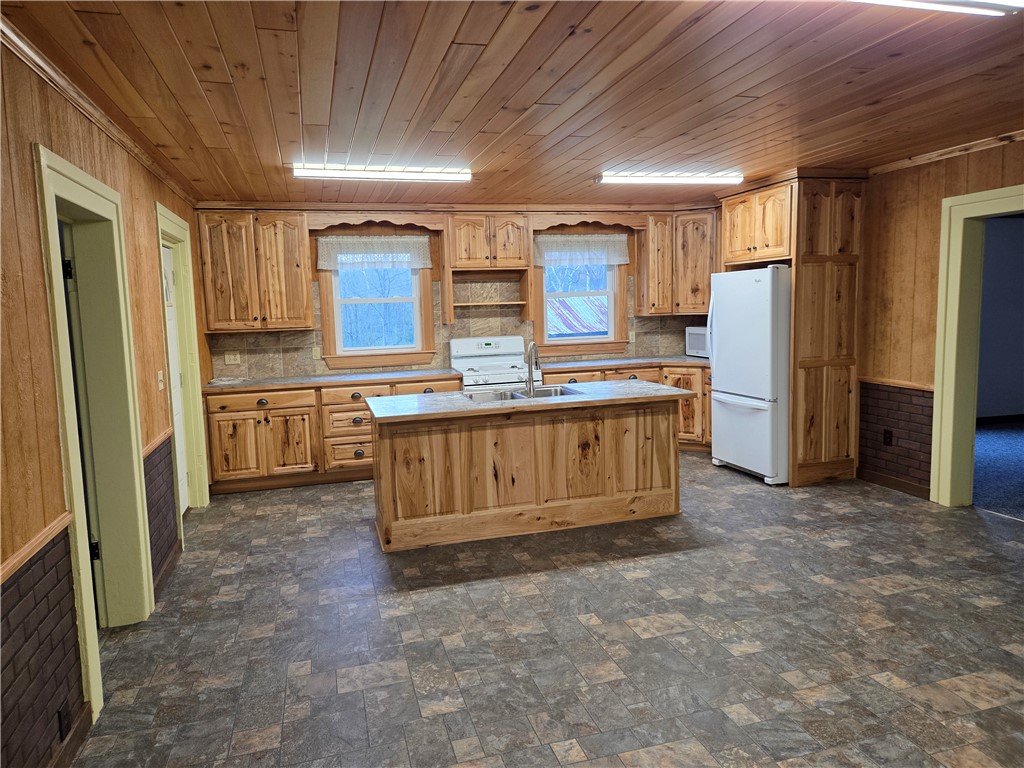 3793 County House Road