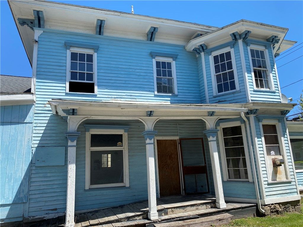 Photo of 108 N Main Street, Naples, NY 14512 (MLS # R1670601)