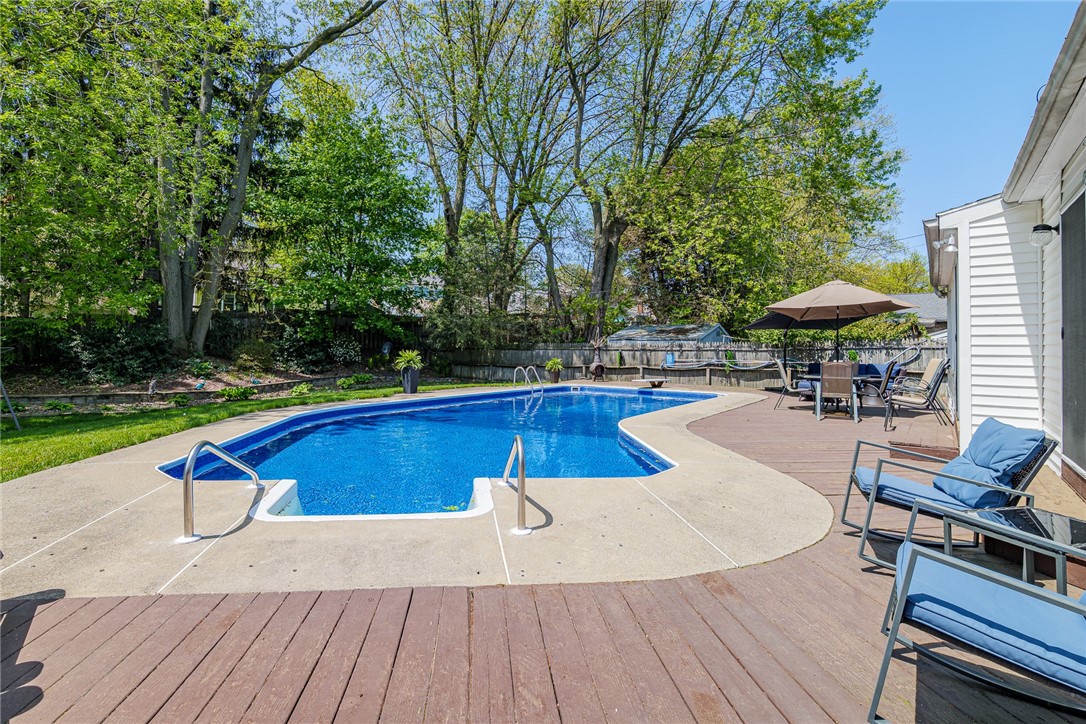 2501 Oakview Drive, Irondequoit, New York image 37