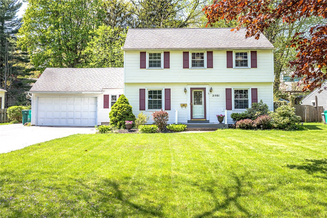 2501 Oakview Drive, Irondequoit, New York image 1