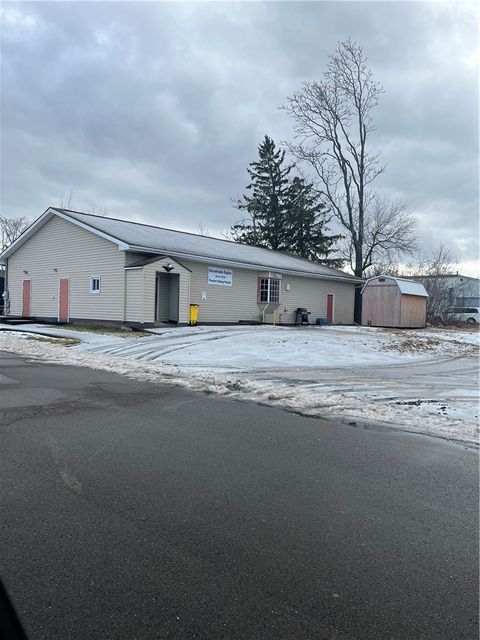Photo of 115 Westside Avenue, Elmira City, NY 14901 (MLS # R1661538)