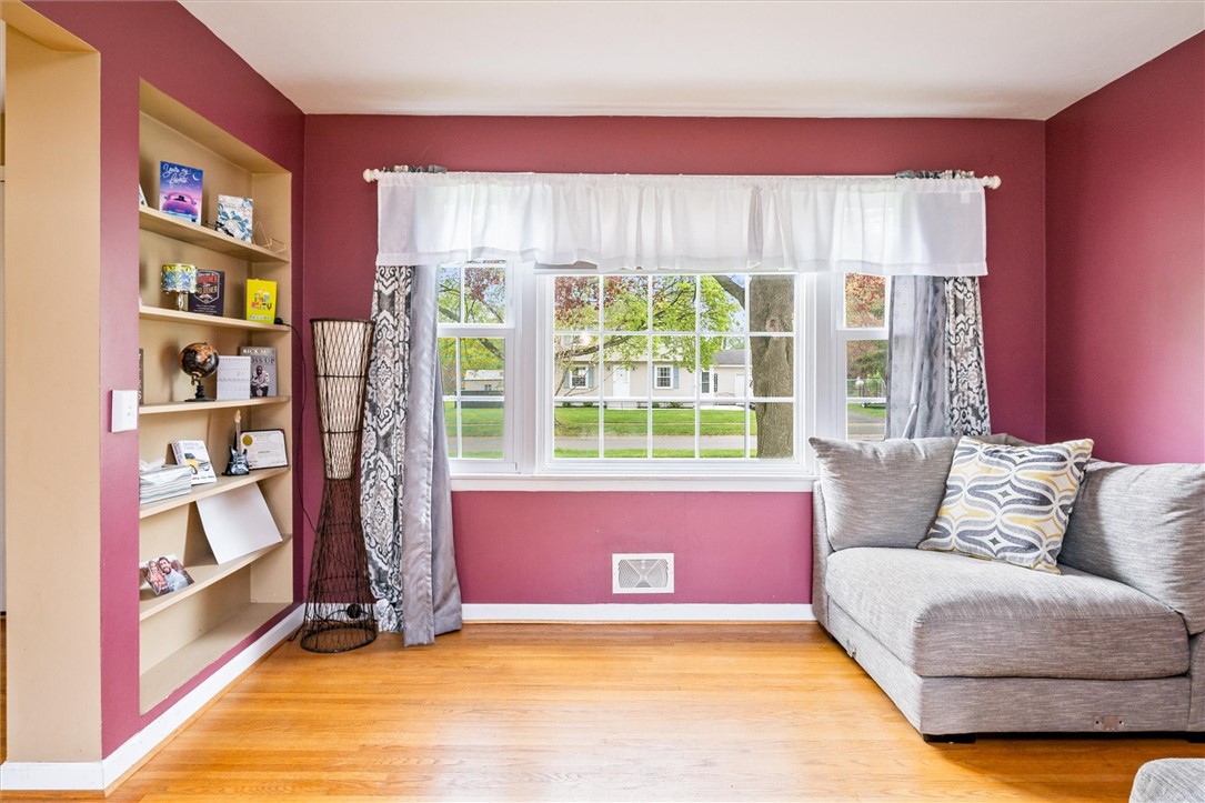 250 Picturesque Drive, Greece, New York image 19