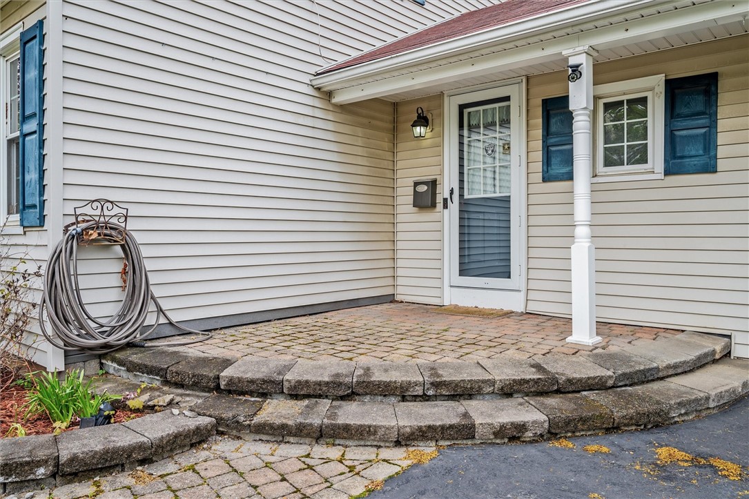 250 Picturesque Drive, Greece, New York image 4