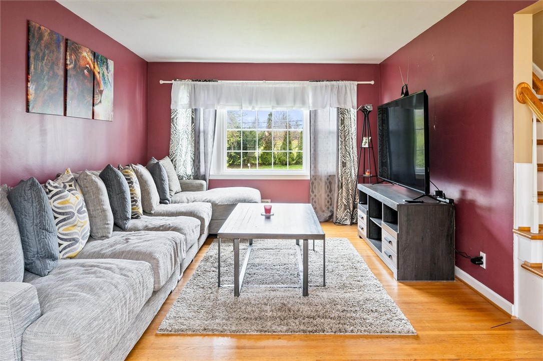 250 Picturesque Drive, Greece, New York image 18