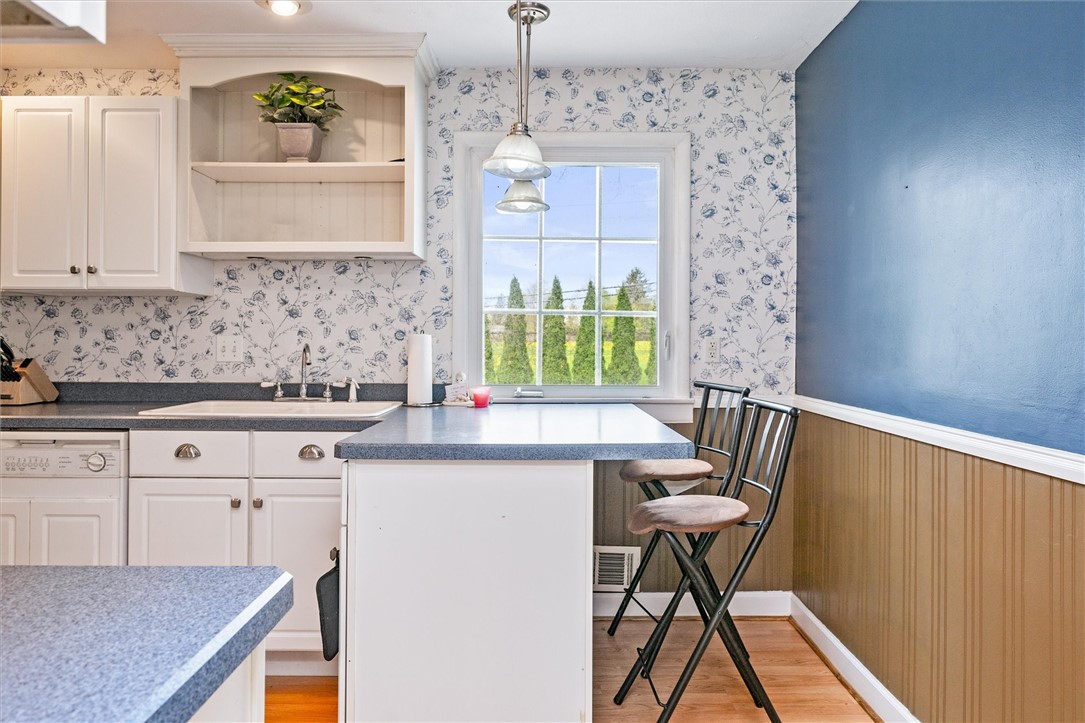 250 Picturesque Drive, Greece, New York image 12