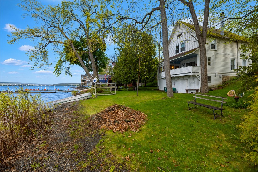 5139 W Lake Road