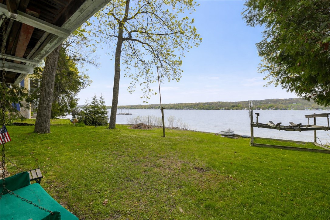 5139 W Lake Road