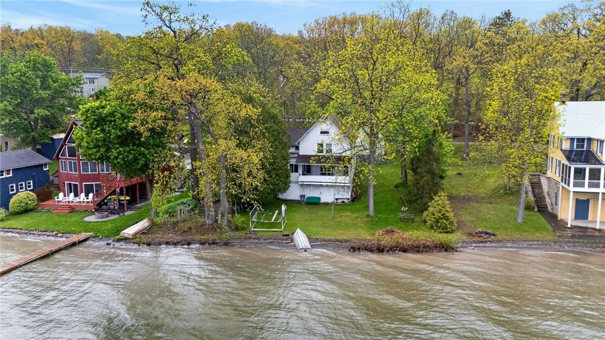 5139 W Lake Road
