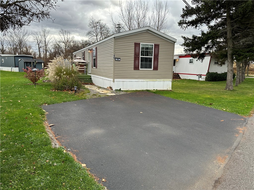 46 Alice Lane Ln, Clarkson, New York image 1