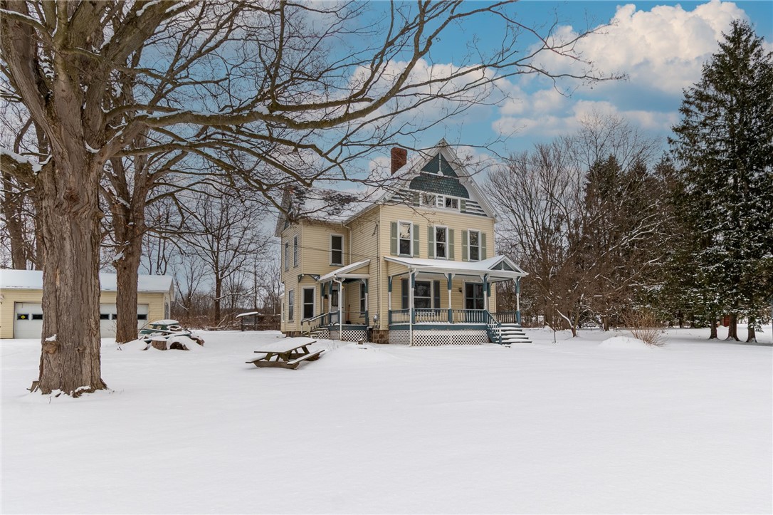 206 E Genesee Street