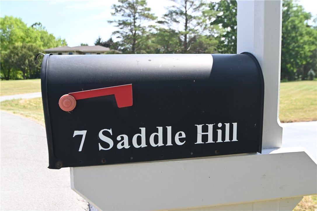 7 Saddle Hill