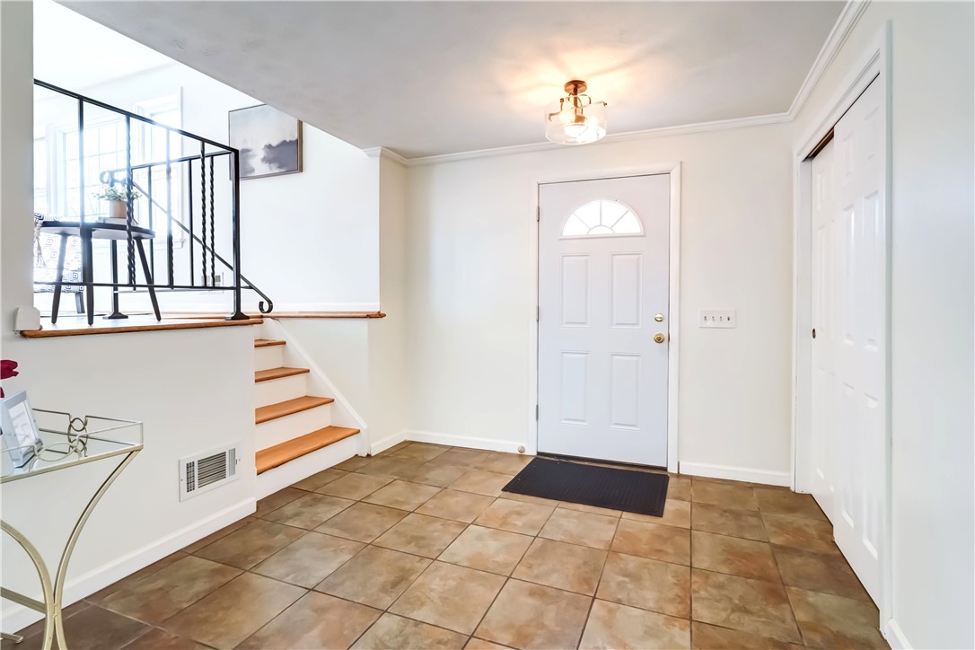 4341 Cream Ridge Road, Walworth, New York image 2
