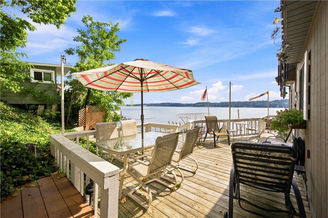 2273 W Lake Road