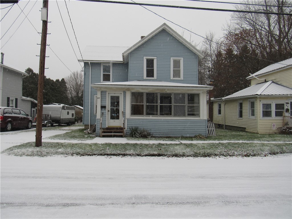 47 Montezuma Street, Lyons, New York image 1