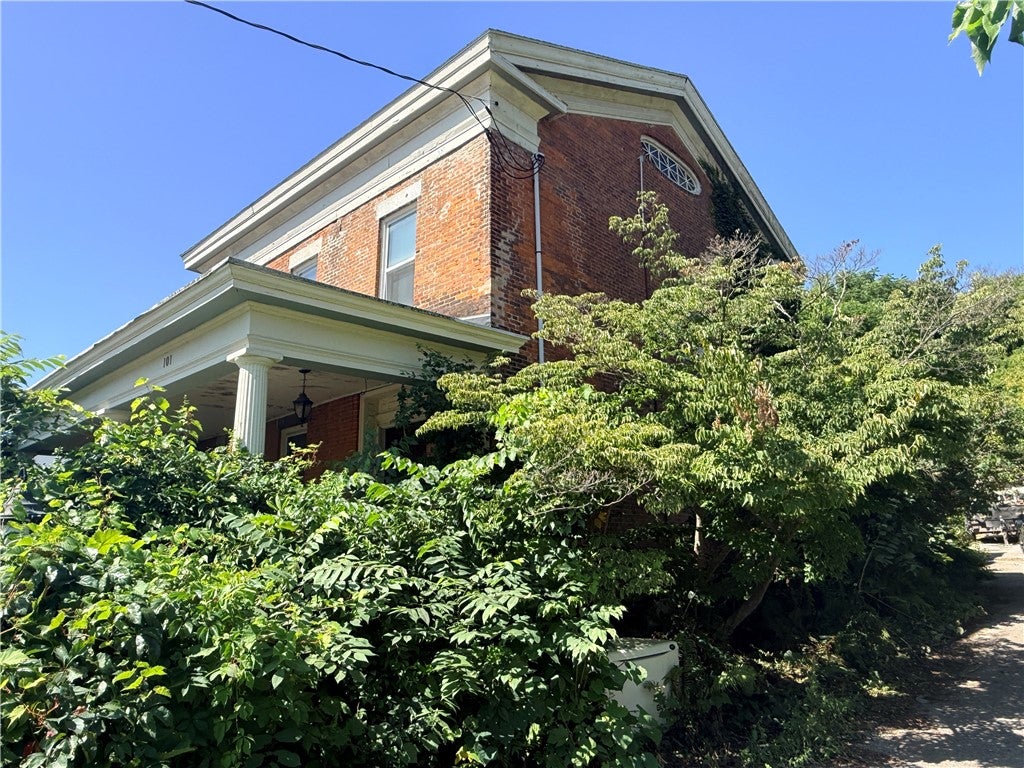 101 Broad Street