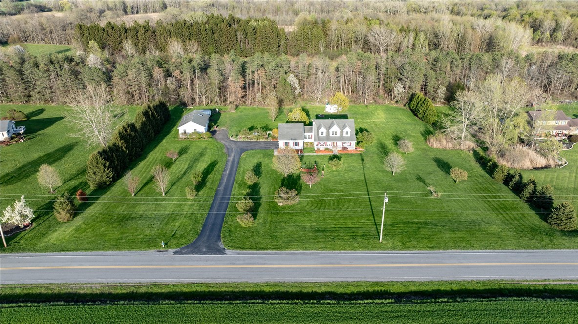 1403 Middle Road, Caledonia, New York image 47