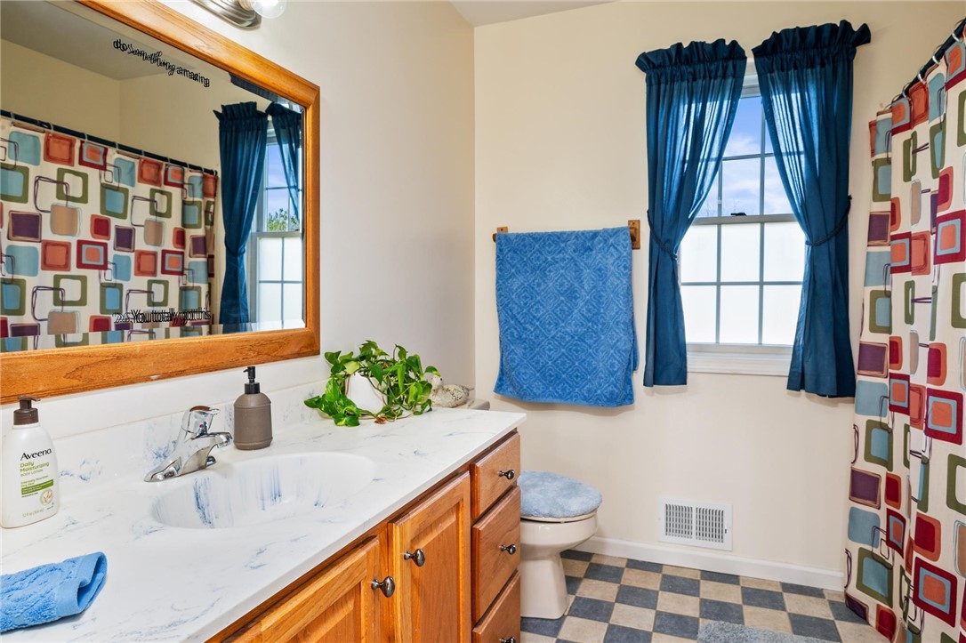 1403 Middle Road, Caledonia, New York image 35