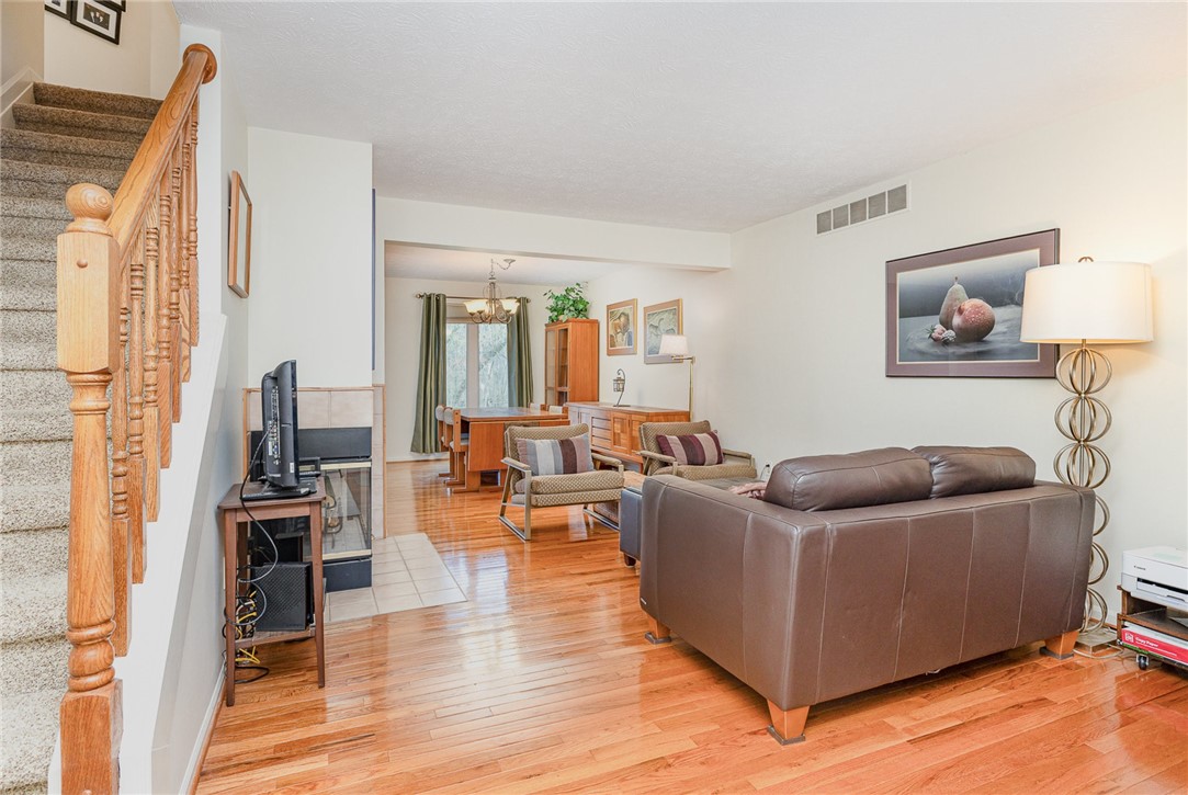 32 Eaglesfield Way