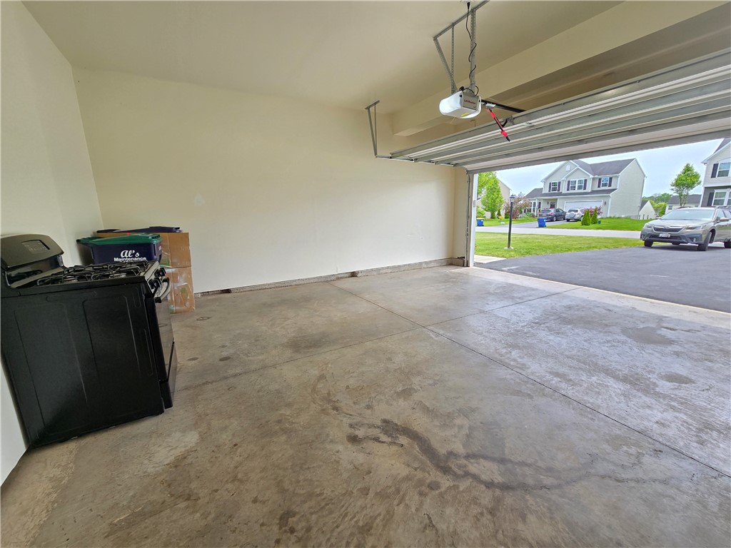 188 Elmcrest Rise, Henrietta, New York image 24