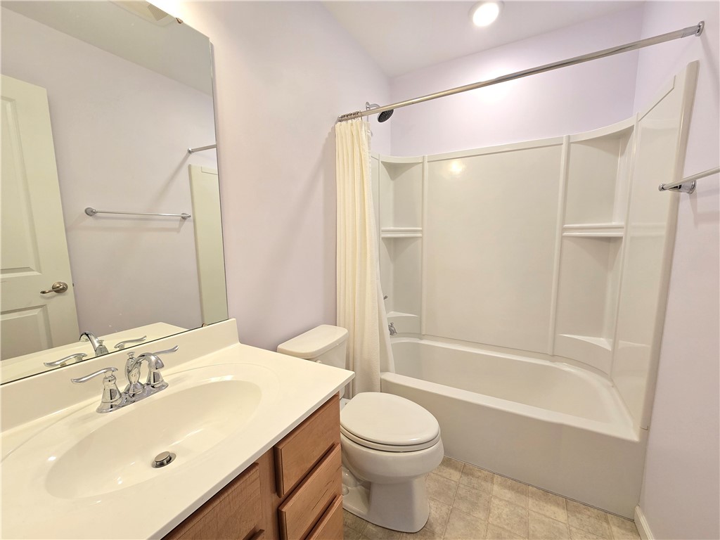 188 Elmcrest Rise, Henrietta, New York image 20