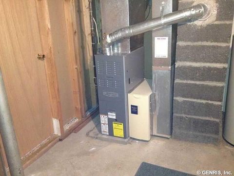 Tiny photo for 15 Maple Street, Pittsford, NY 14534 (MLS # R1660665)