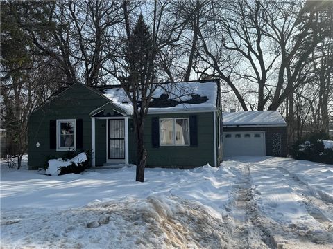 Homes For Sale - 161 Jordan Avenue<br/> Gates, NY 14606