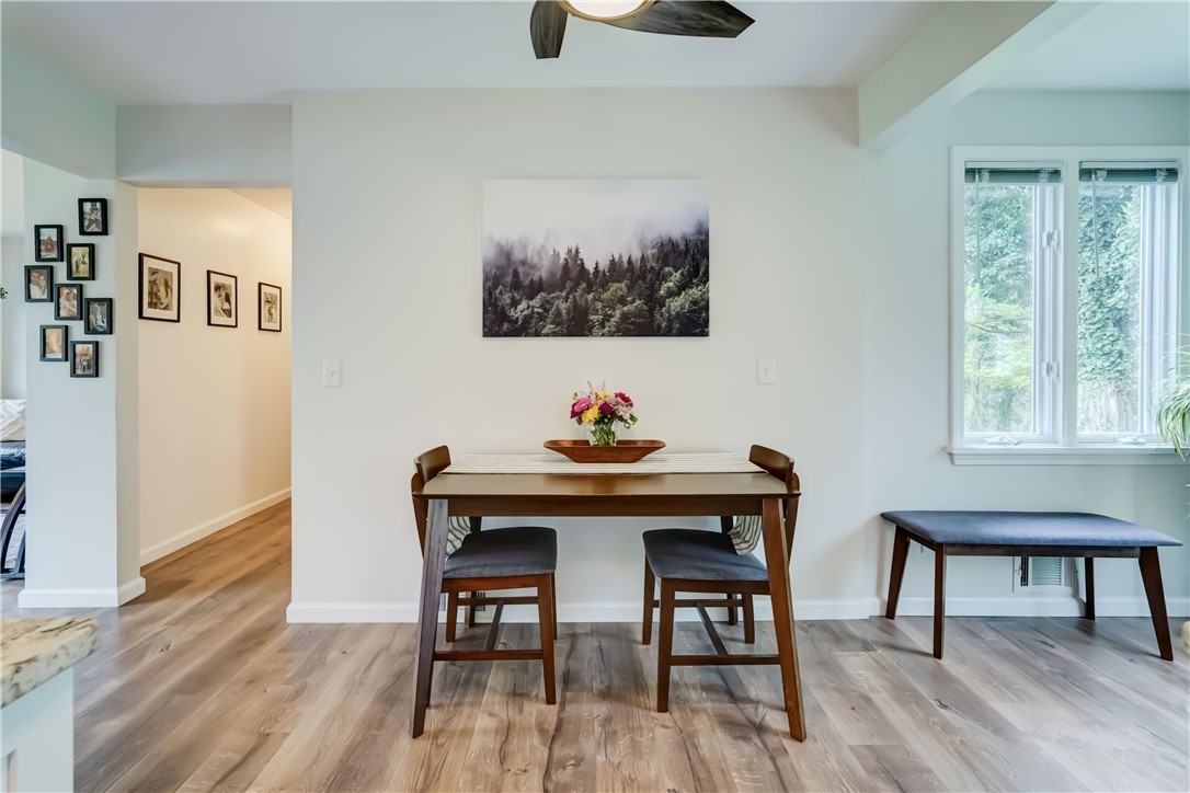 530 Glenview Court, Webster, New York image 17