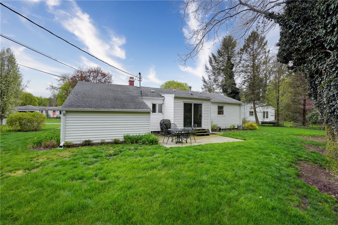 530 Glenview Court, Webster, New York image 25