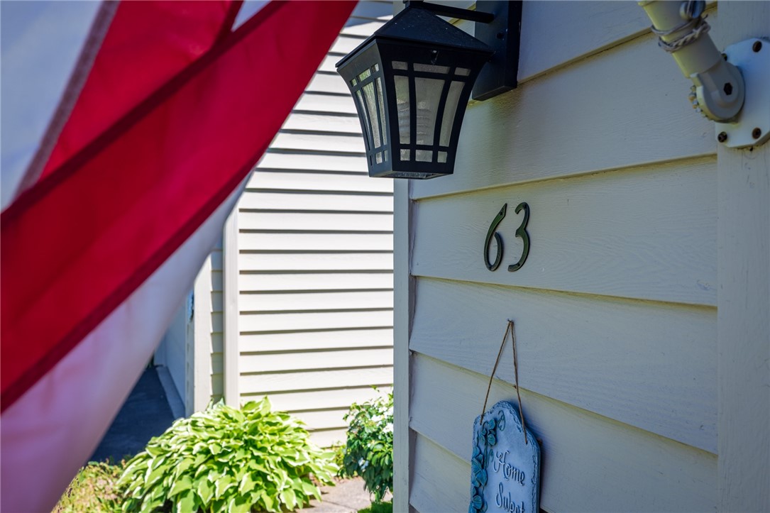 63 Colonial Circle