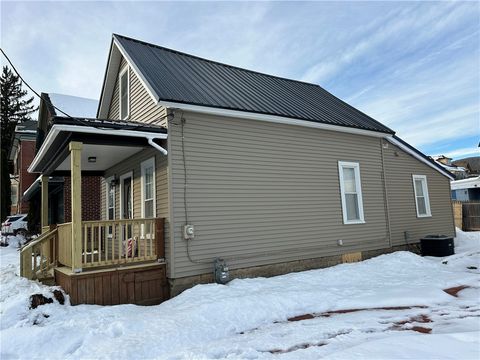 Tiny photo for 11 Leland Avenue, Bradford City, PA 16701 (MLS # R1655541)