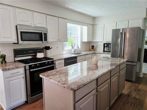 Tiny photo for 1081 Bright Stream WAY, Webster, NY 14580 (MLS # R1684972)