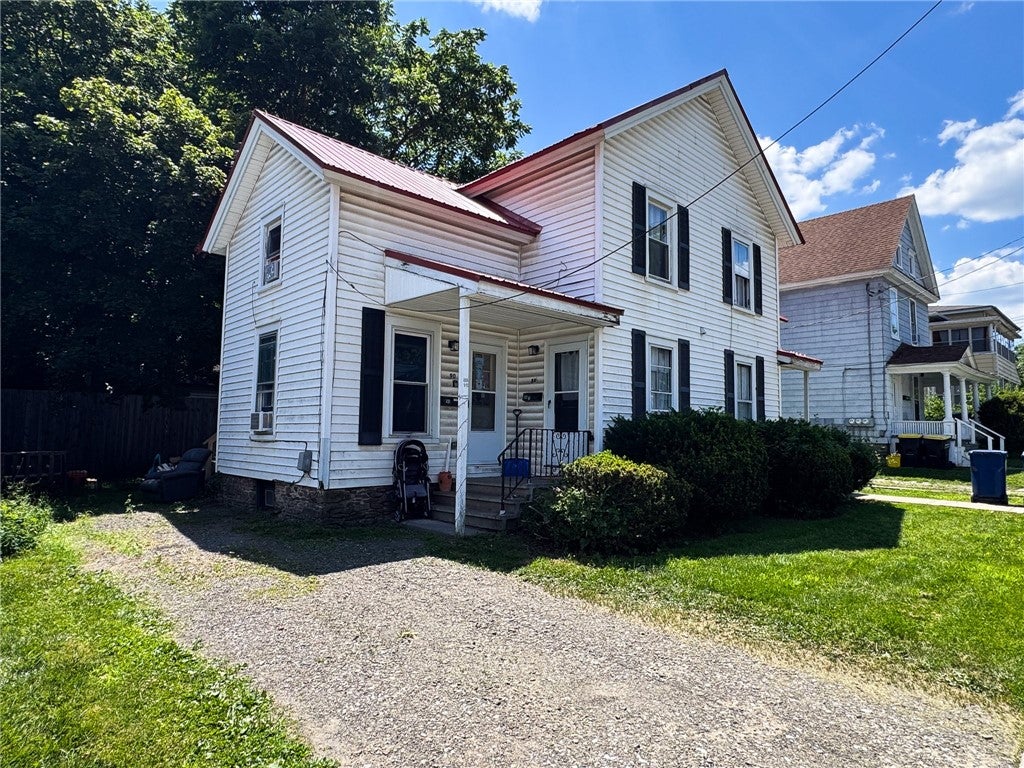 88-90 Center Street
