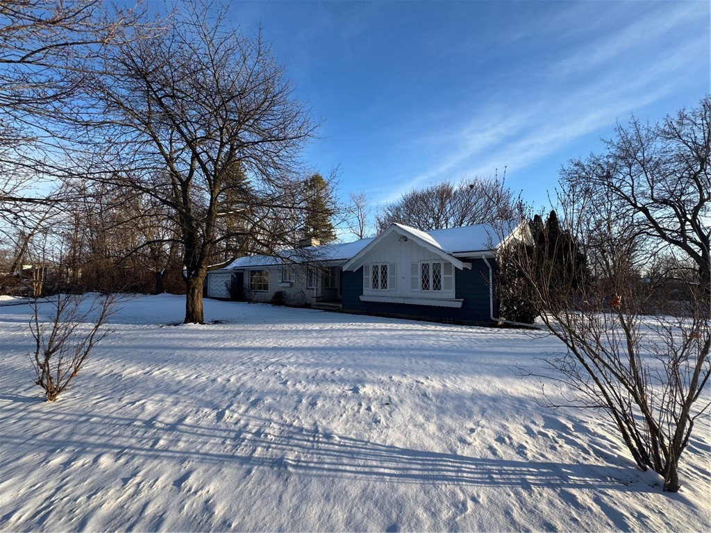 1990 Route 5 & 20 Highway