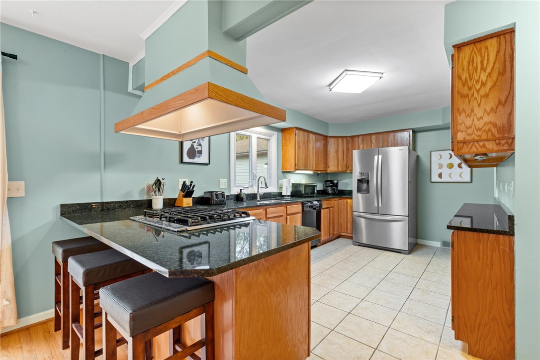 451 Manse Lane, Penfield, New York image 9