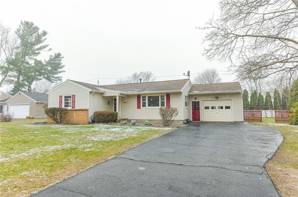 Photo of 545 Wahlmont Drive, Webster, NY 14580 (MLS # R1667304)