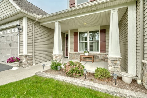 Townhouse For Sale - 280 Carriage Path Court<br/> Webster, NY 14580