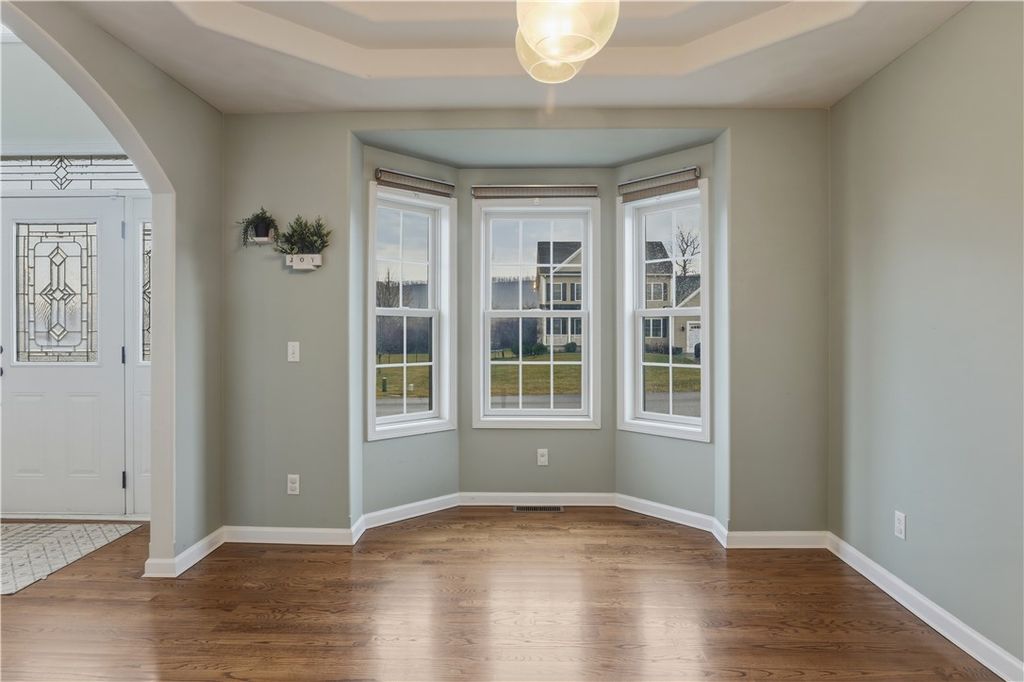 Photo of 318 Wexford Lane, Horseheads, NY 14845 (MLS # R1666546)