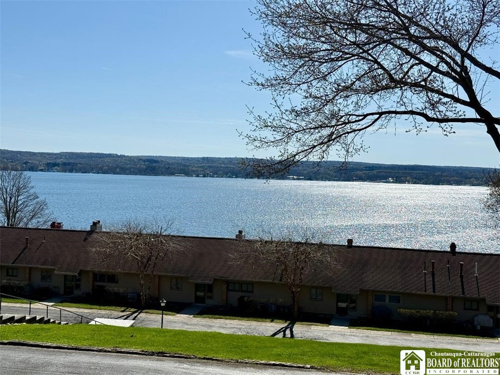 22 Mohawk Drive, Chautauqua, New York image 2