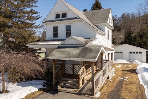 94 Griswold Street Walton NY 13856