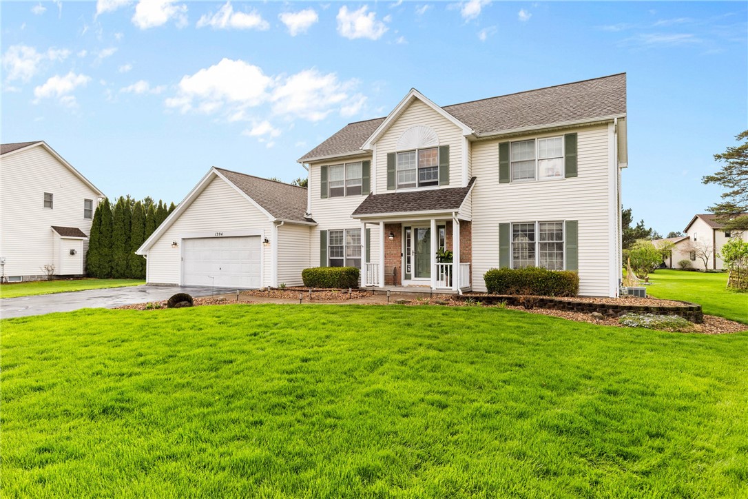1394 Viking Circle, Webster, New York image 2