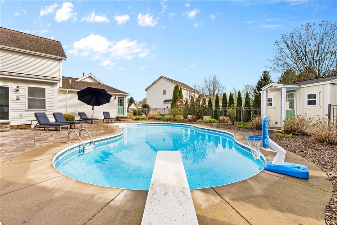 1394 Viking Circle, Webster, New York image 33