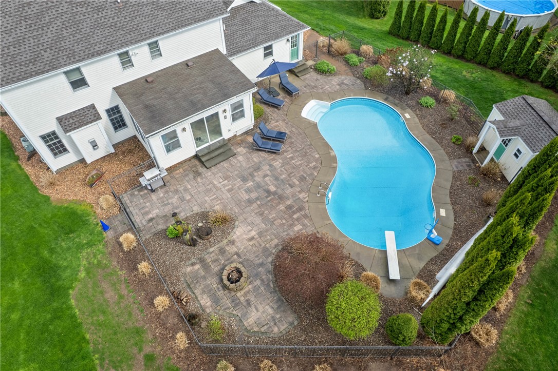 1394 Viking Circle, Webster, New York image 3