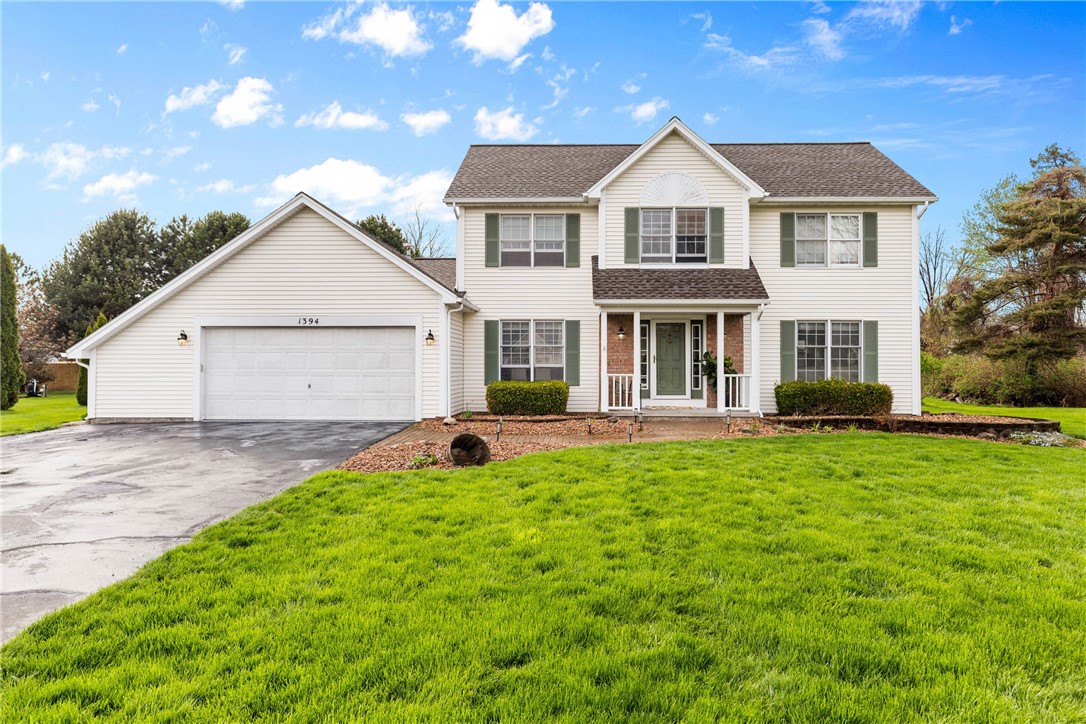 1394 Viking Circle, Webster, New York image 1